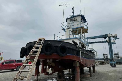 Single Screw 300HP photo