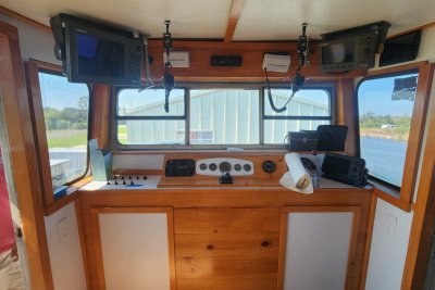 Single Screw 300HP photo
