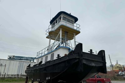Single Screw 300HP photo